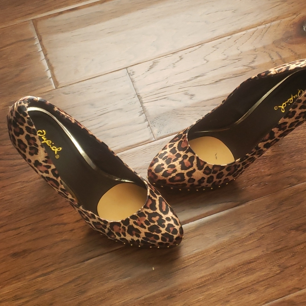 Shoes 👠 by #Qupid size 8.5